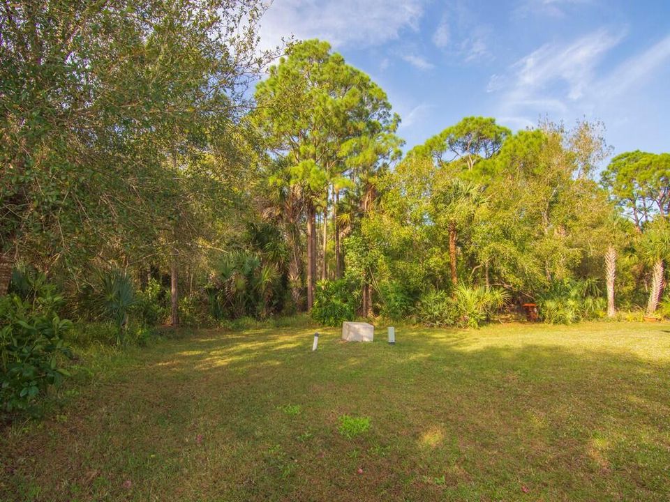 For Sale: $106,000 (2 beds, 2 baths, 1200 Square Feet)