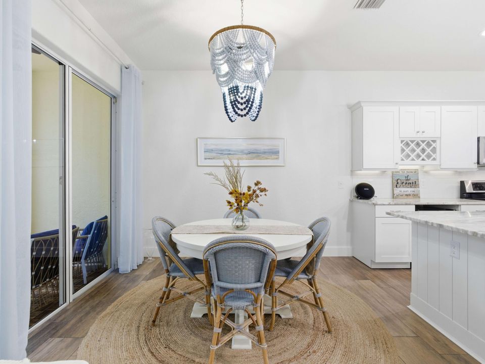 待售: $489,000 (2 贝兹, 2 浴室, 1814 平方英尺)