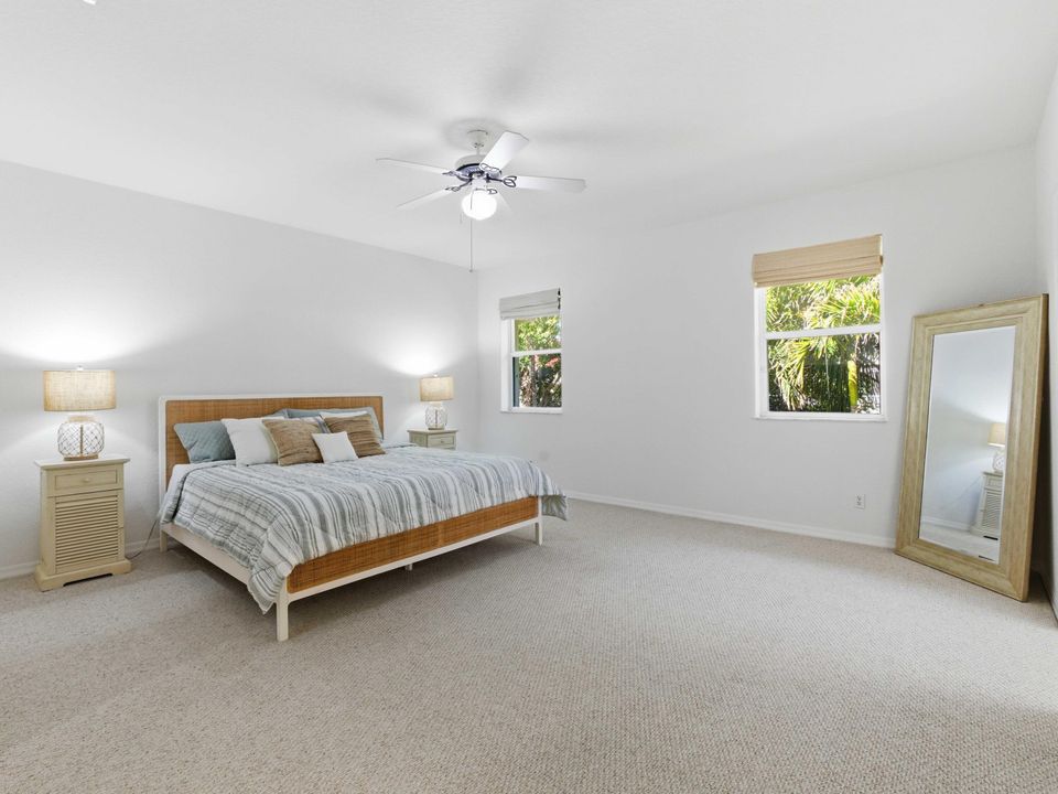 待售: $489,000 (2 贝兹, 2 浴室, 1814 平方英尺)