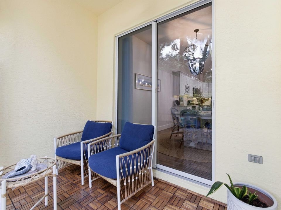 待售: $489,000 (2 贝兹, 2 浴室, 1814 平方英尺)