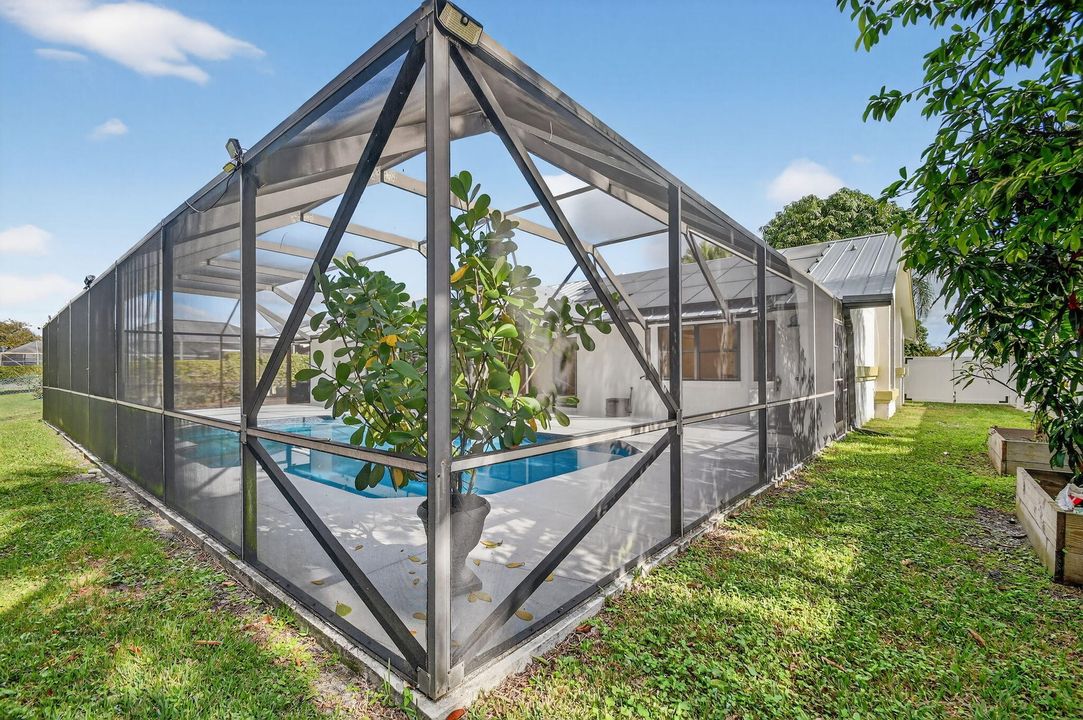 En Venta: $787,000 (3 camas, 3 baños, 2113 Pies cuadrados)