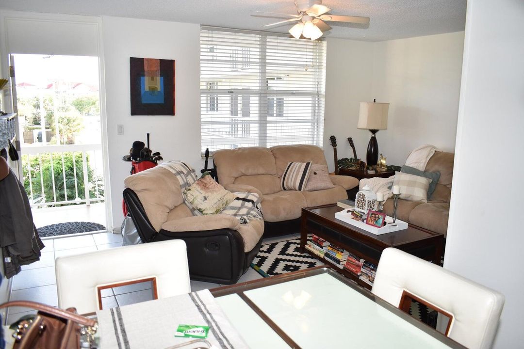 В аренду: $1,700 (1 спален, 1 ванн, 576 Квадратных фут)