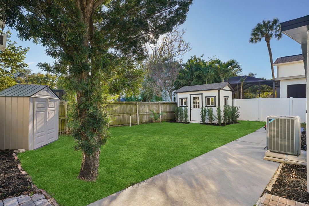 待售: $899,000 (2 贝兹, 2 浴室, 1320 平方英尺)