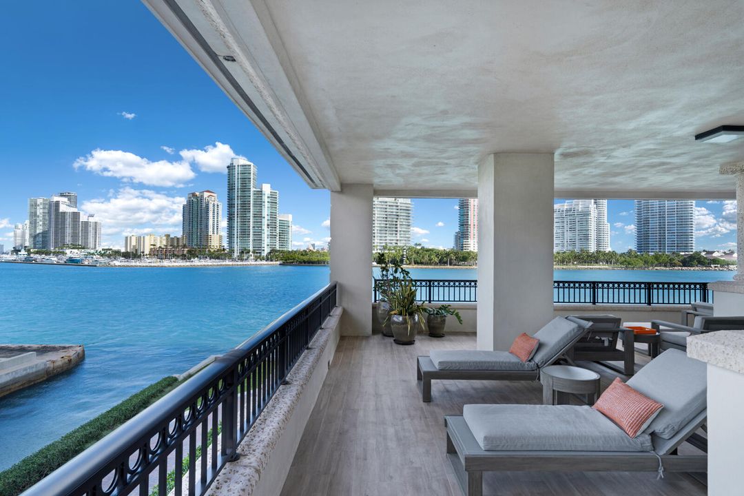 待售: $15,950,000 (4 贝兹, 4 浴室, 4904 平方英尺)