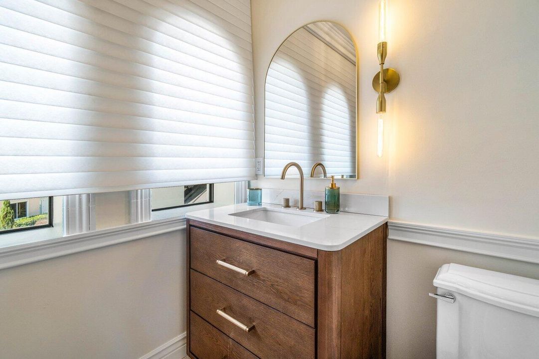 На продажу: $8,595,000 (5 спален, 4 ванн, 4741 Квадратных фут)