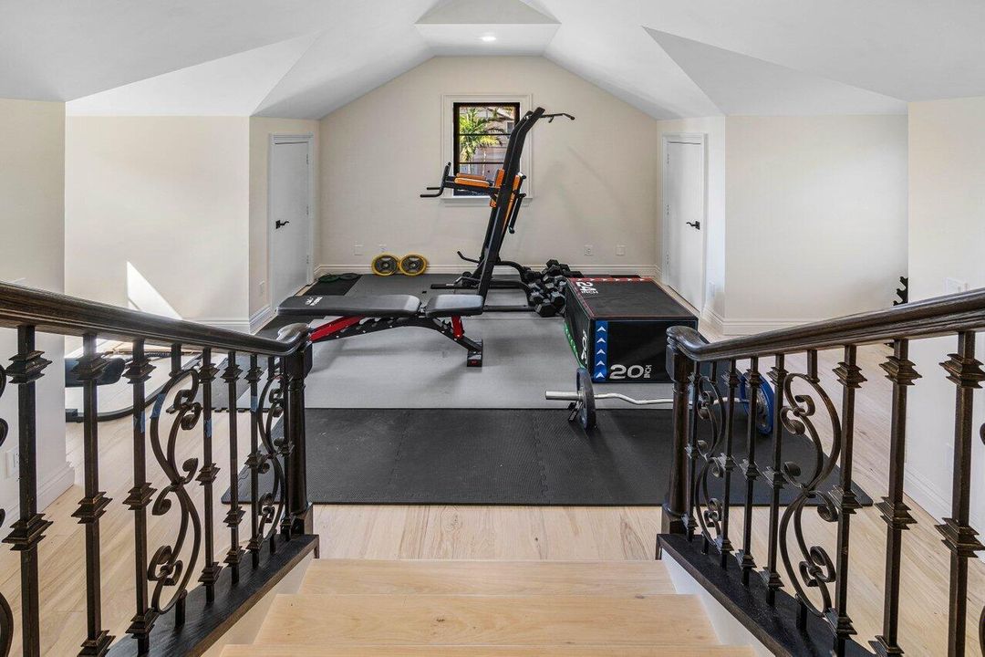 На продажу: $8,595,000 (5 спален, 4 ванн, 4741 Квадратных фут)