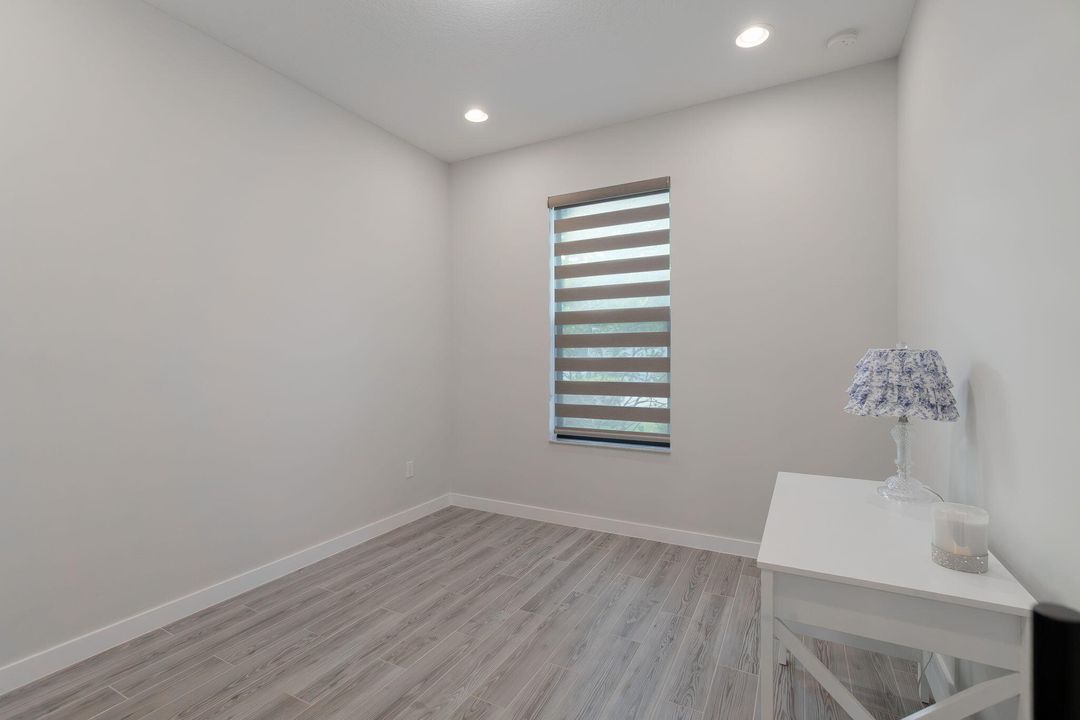 На продажу: $574,900 (4 спален, 2 ванн, 2076 Квадратных фут)