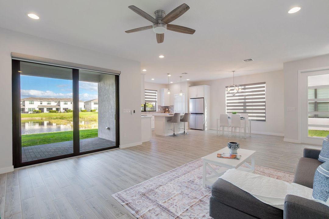 На продажу: $574,900 (4 спален, 2 ванн, 2076 Квадратных фут)