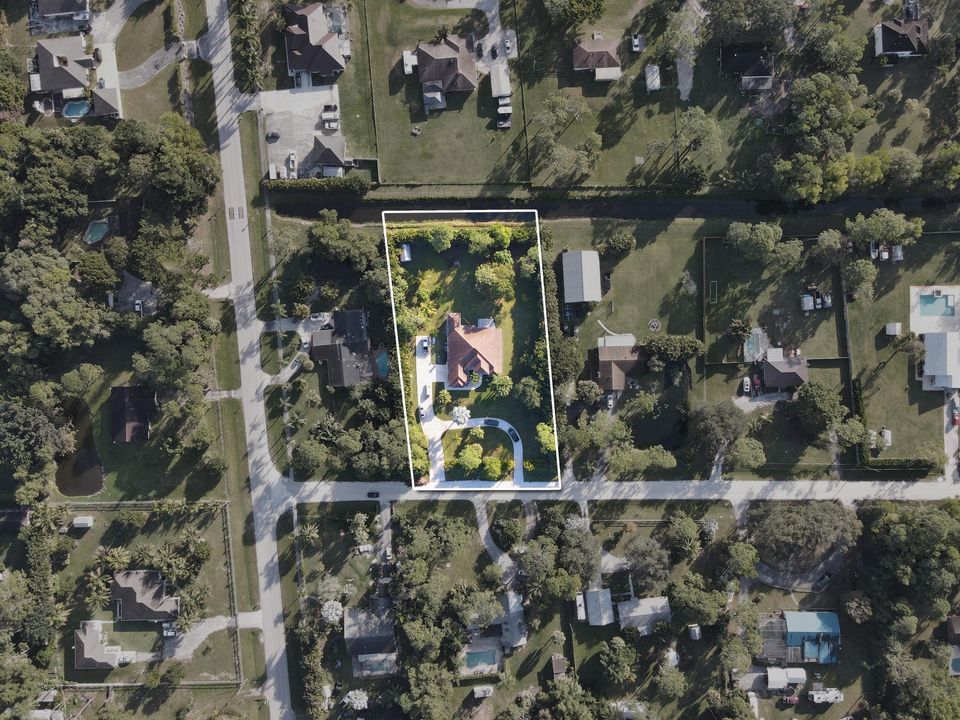 For Sale: $695,000 (4 beds, 3 baths, 2229 Square Feet)