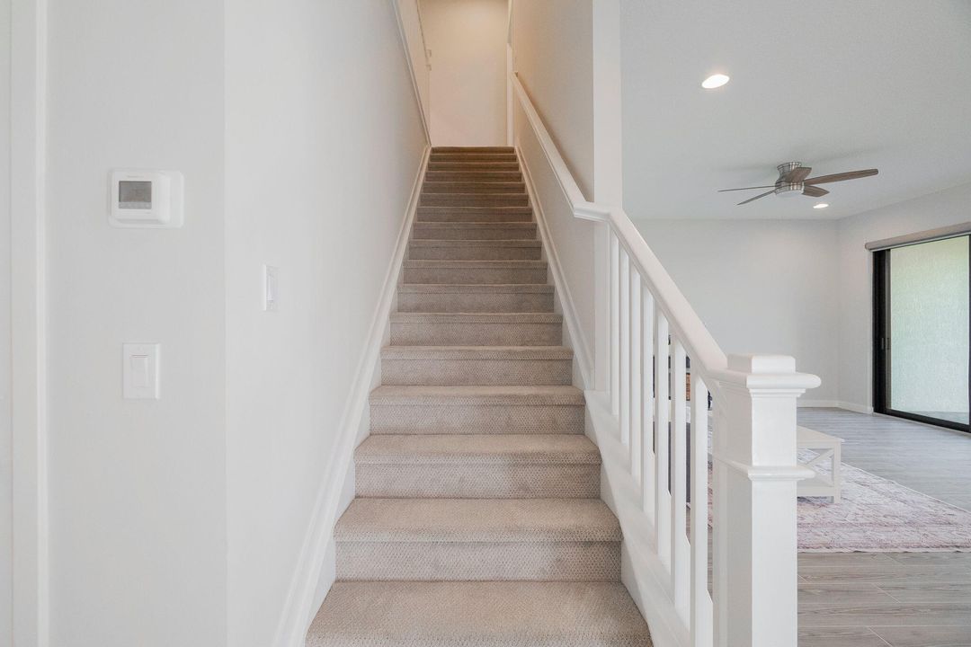 На продажу: $574,900 (4 спален, 2 ванн, 2076 Квадратных фут)