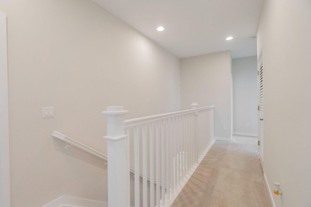 На продажу: $574,900 (4 спален, 2 ванн, 2076 Квадратных фут)