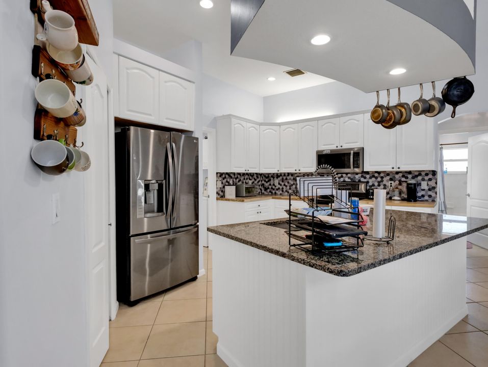 For Sale: $695,000 (4 beds, 3 baths, 2229 Square Feet)