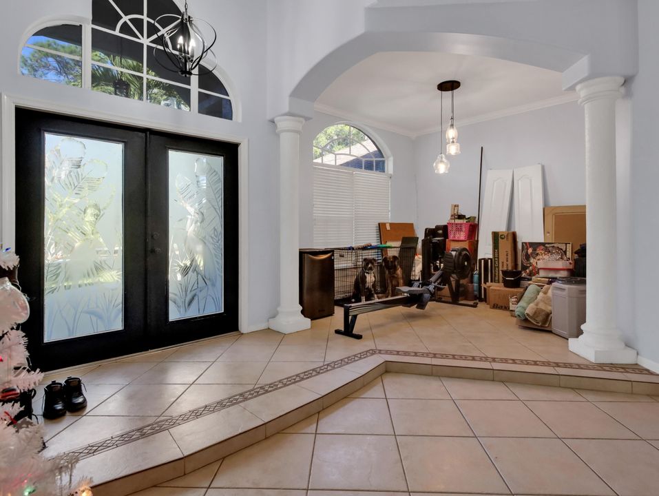 For Sale: $695,000 (4 beds, 3 baths, 2229 Square Feet)