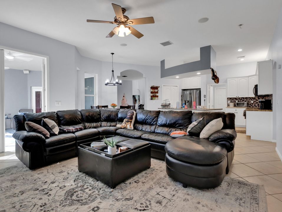 For Sale: $695,000 (4 beds, 3 baths, 2229 Square Feet)