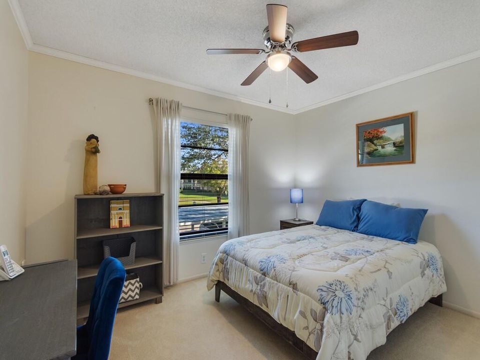 For Sale: $155,000 (2 beds, 2 baths, 1188 Square Feet)