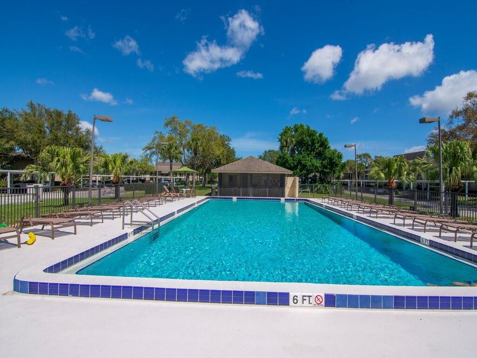 For Sale: $155,000 (2 beds, 2 baths, 1188 Square Feet)