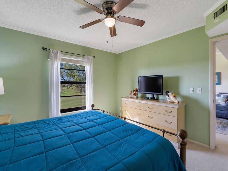 For Sale: $155,000 (2 beds, 2 baths, 1188 Square Feet)