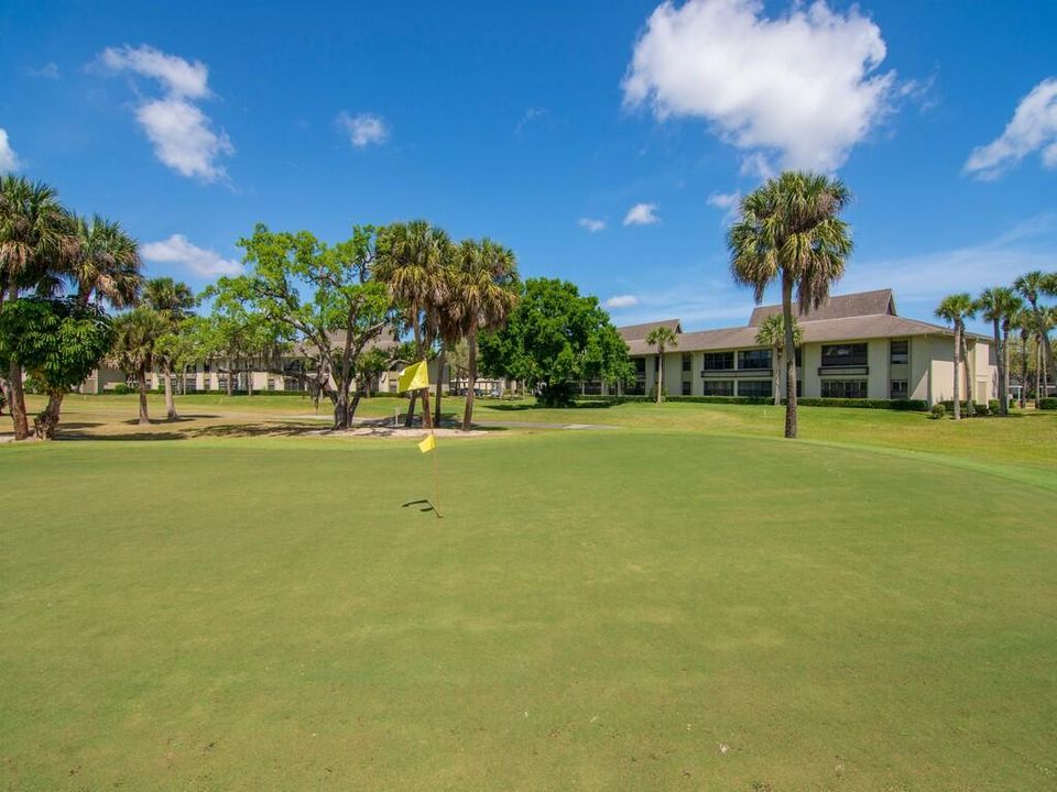 For Sale: $155,000 (2 beds, 2 baths, 1188 Square Feet)