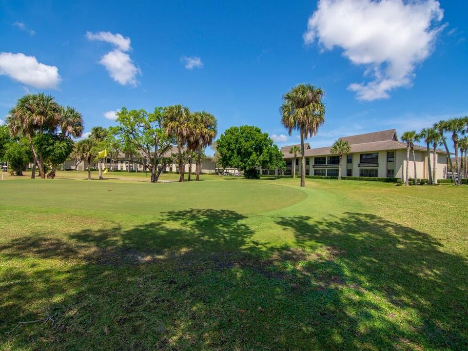 For Sale: $155,000 (2 beds, 2 baths, 1188 Square Feet)