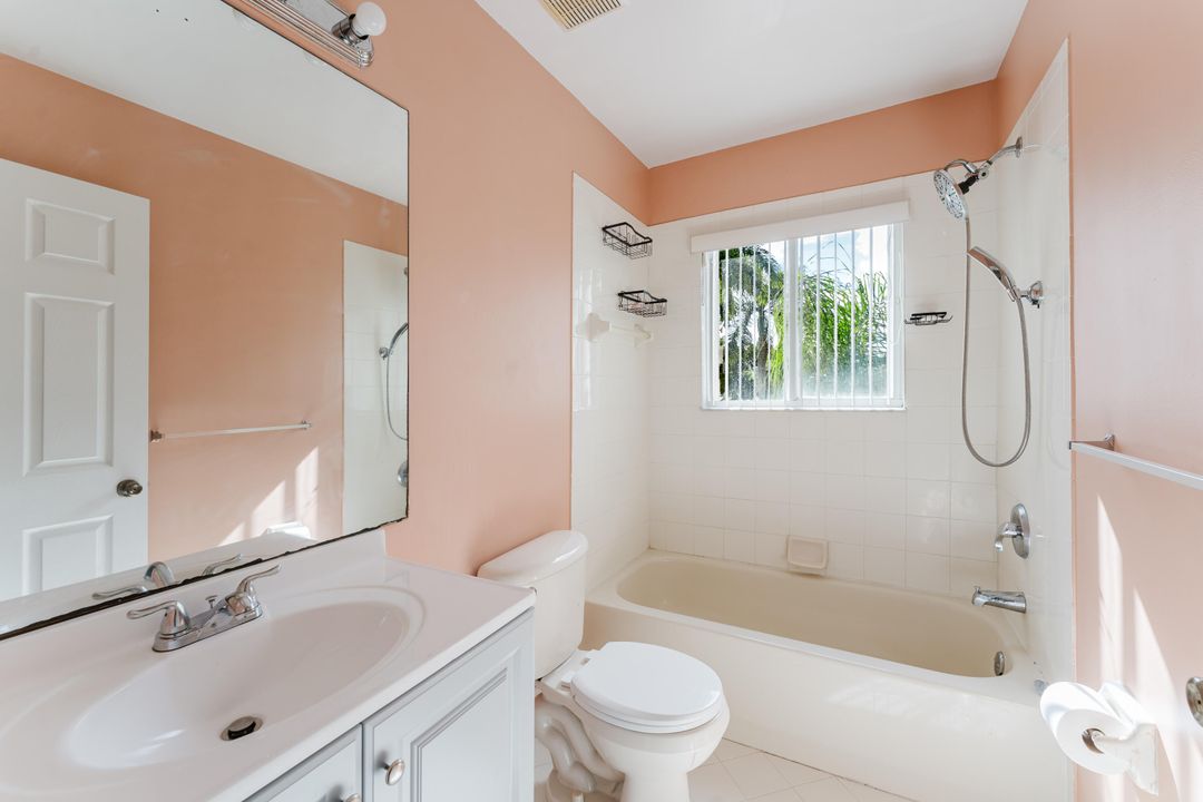 En Venta: $647,999 (4 camas, 2 baños, 1906 Pies cuadrados)