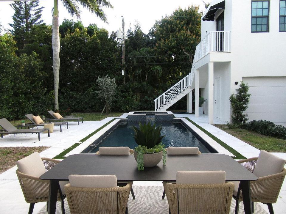 For Sale: $4,995,000 (5 beds, 4 baths, 3353 Square Feet)