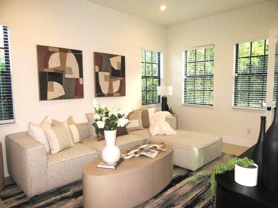 For Sale: $4,995,000 (5 beds, 4 baths, 3353 Square Feet)