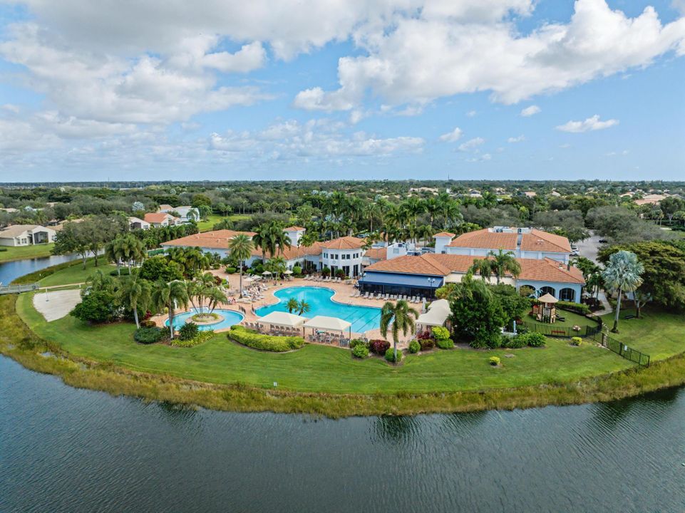 For Sale: $845,000 (3 beds, 2 baths, 2099 Square Feet)