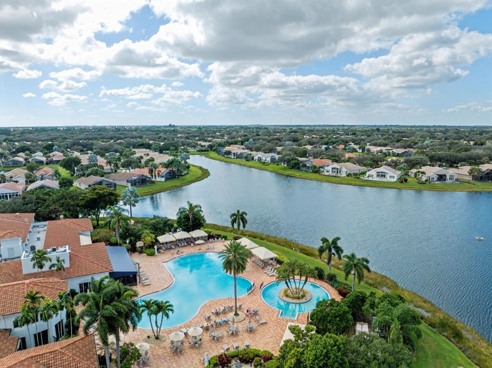 For Sale: $845,000 (3 beds, 2 baths, 2099 Square Feet)