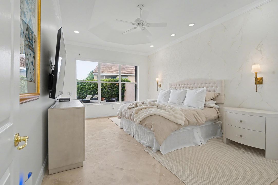 For Sale: $845,000 (3 beds, 2 baths, 2099 Square Feet)