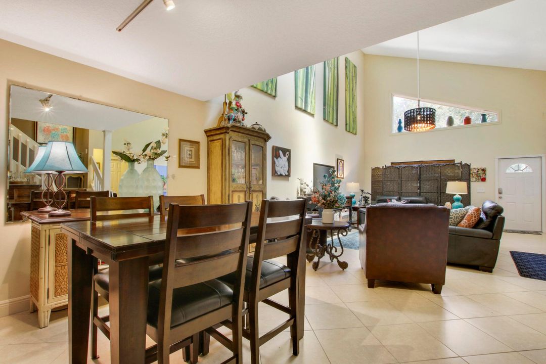 For Rent: $3,200 (3 beds, 2 baths, 1657 Square Feet)