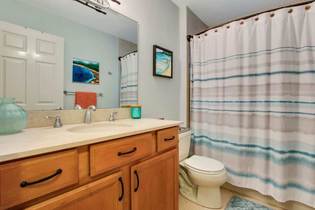 For Rent: $3,200 (3 beds, 2 baths, 1657 Square Feet)