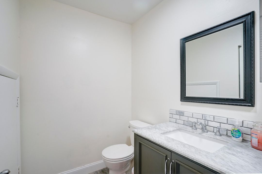 En Venta: $300,000 (2 camas, 2 baños, 1405 Pies cuadrados)