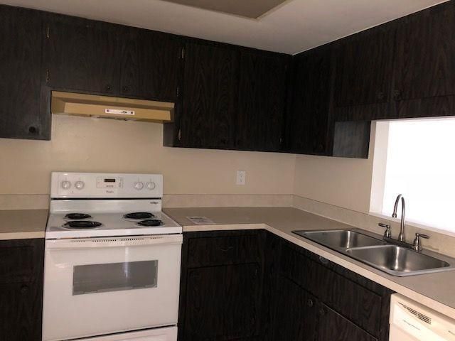 For Rent: $1,600 (2 beds, 2 baths, 1092 Square Feet)
