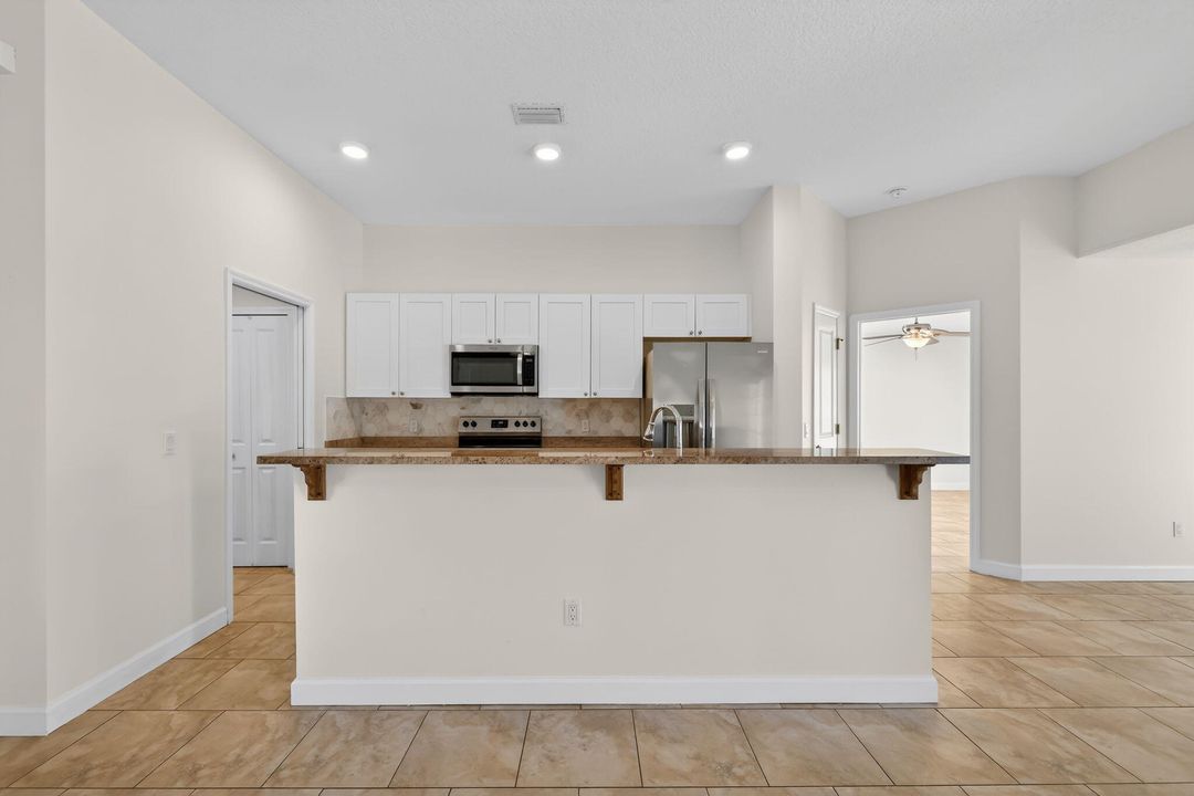 出租: $2,275 (3 贝兹, 2 浴室, 1490 平方英尺)