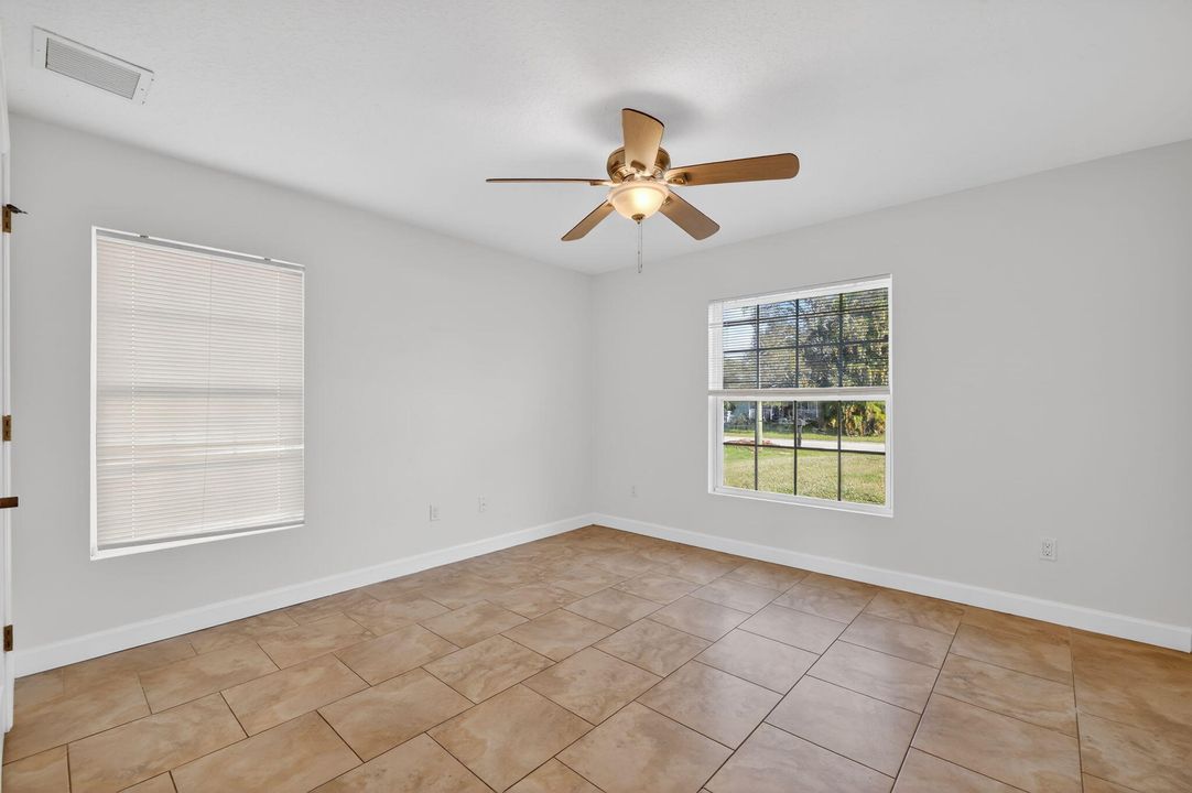 出租: $2,275 (3 贝兹, 2 浴室, 1490 平方英尺)