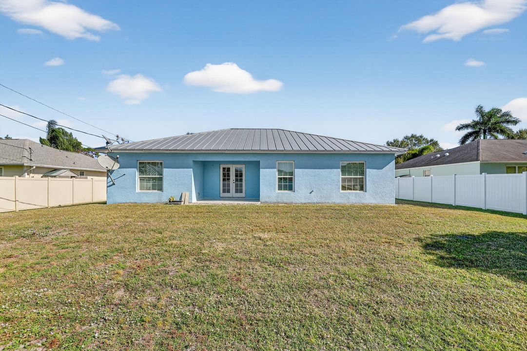 出租: $2,275 (3 贝兹, 2 浴室, 1490 平方英尺)