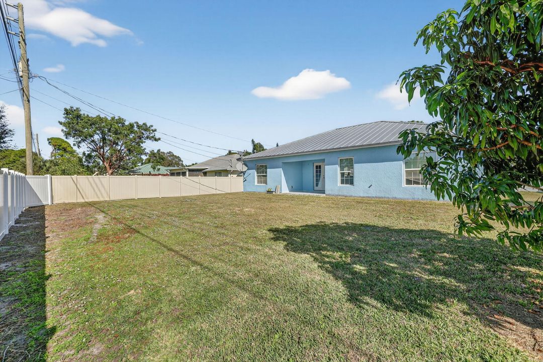 出租: $2,275 (3 贝兹, 2 浴室, 1490 平方英尺)