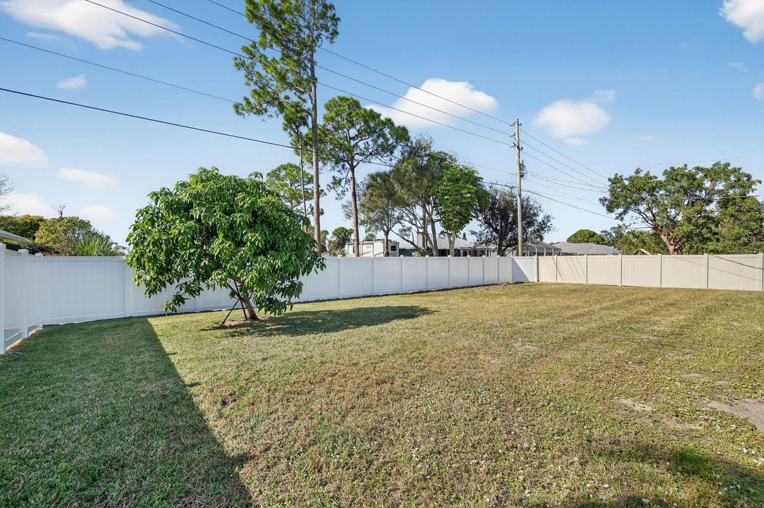 出租: $2,275 (3 贝兹, 2 浴室, 1490 平方英尺)