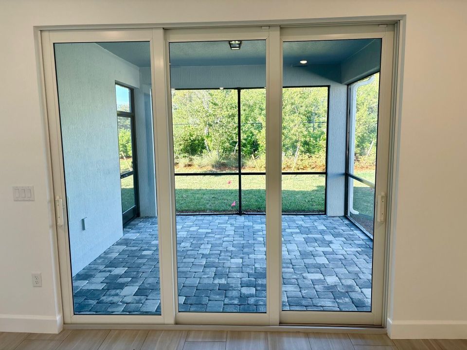 待售: $430,505 (2 贝兹, 2 浴室, 1321 平方英尺)