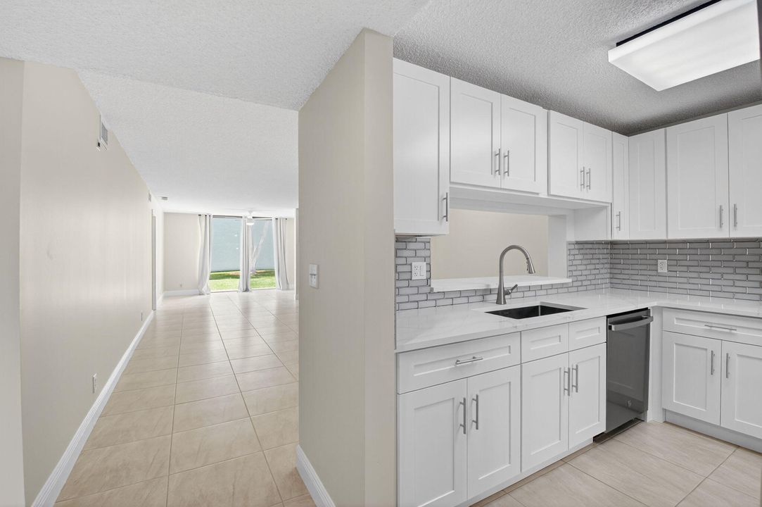 For Rent: $2,500 (2 beds, 2 baths, 1362 Square Feet)