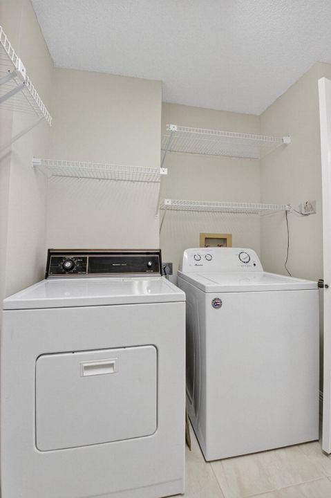 For Rent: $2,500 (2 beds, 2 baths, 1362 Square Feet)