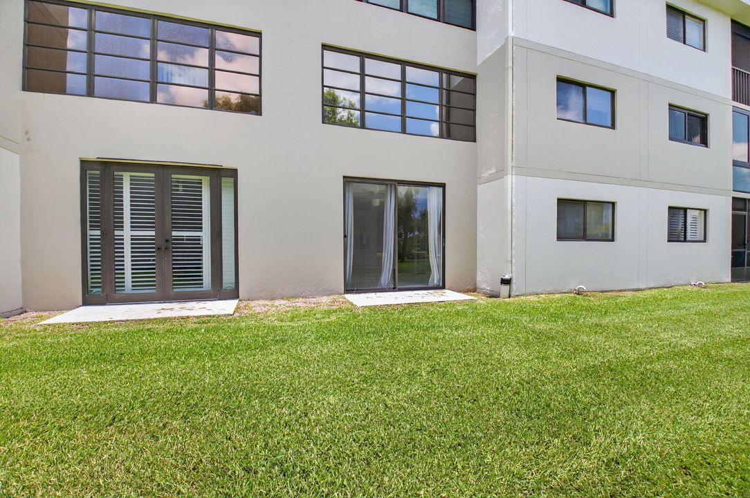 For Rent: $2,500 (2 beds, 2 baths, 1362 Square Feet)