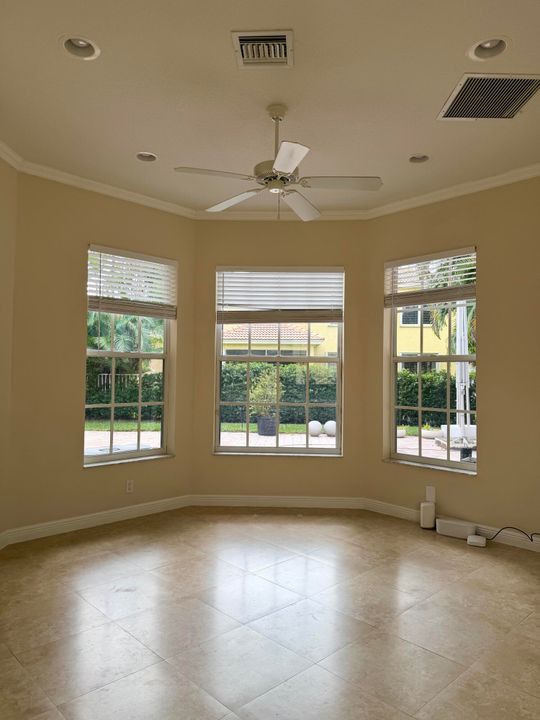 For Sale: $675,000 (4 beds, 3 baths, 2300 Square Feet)