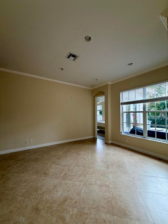 For Sale: $675,000 (4 beds, 3 baths, 2300 Square Feet)