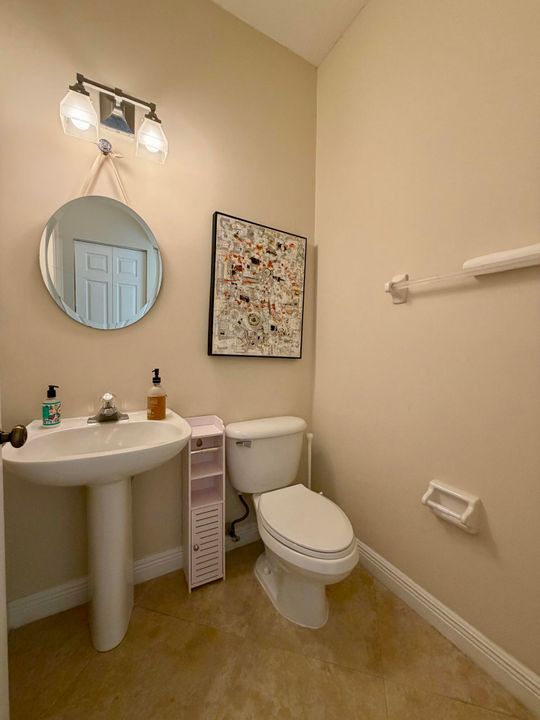 For Sale: $675,000 (4 beds, 3 baths, 2300 Square Feet)