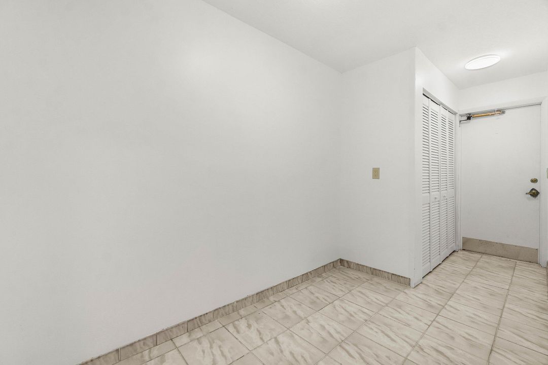 待售: $749,000 (3 贝兹, 3 浴室, 2710 平方英尺)