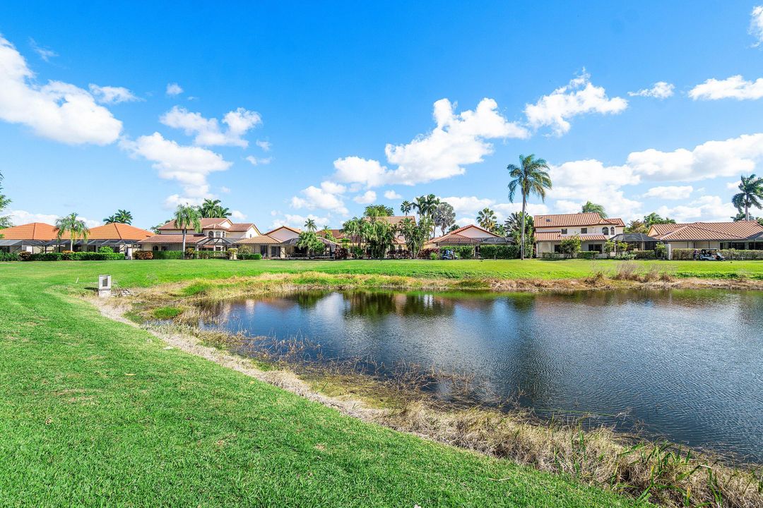 待售: $749,000 (3 贝兹, 3 浴室, 2710 平方英尺)