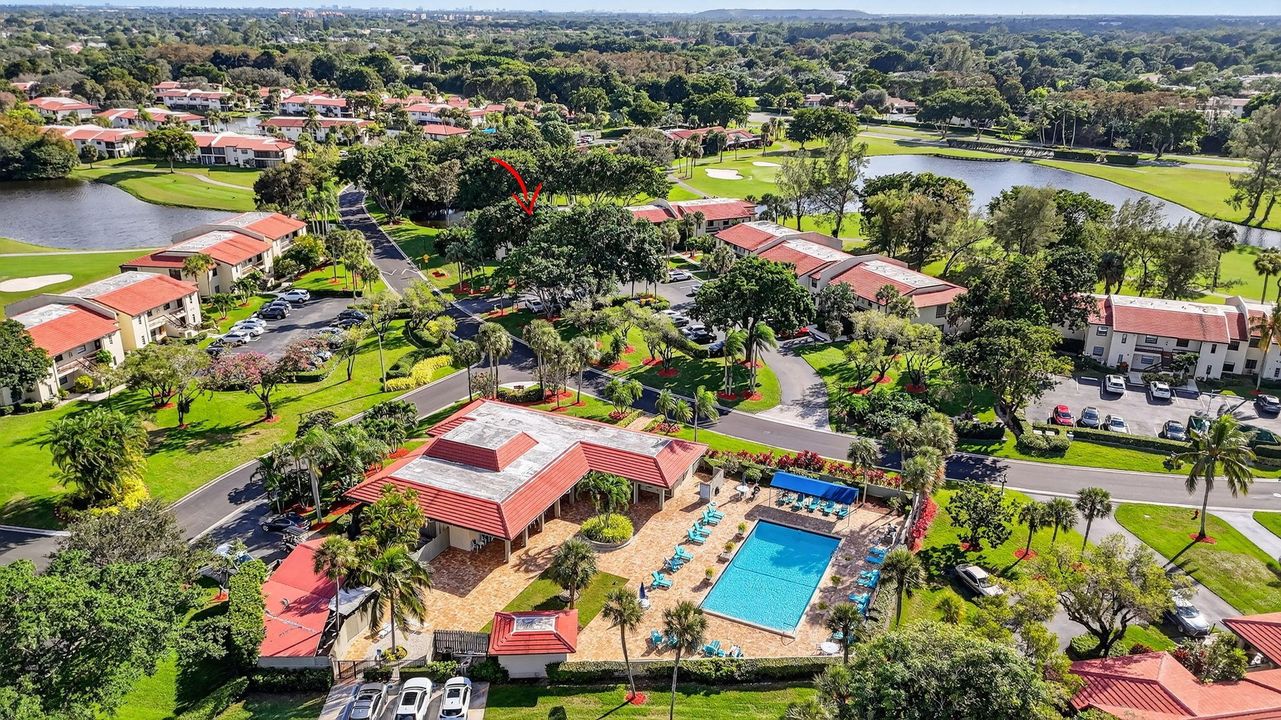 На продажу: $350,000 (2 спален, 2 ванн, 1216 Квадратных фут)