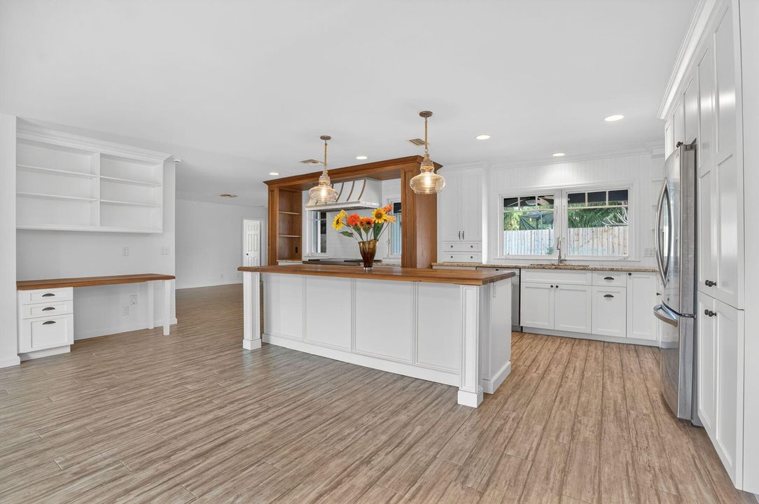 En Venta: $849,000 (3 camas, 2 baños, 1720 Pies cuadrados)