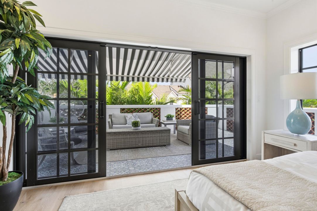 На продажу: $7,300,000 (4 спален, 4 ванн, 4167 Квадратных фут)